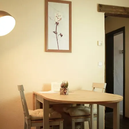 Moments Cafe & Apartmenthaus *