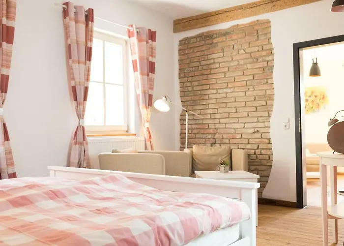 Moments Cafe & Apartmenthaus شقة *