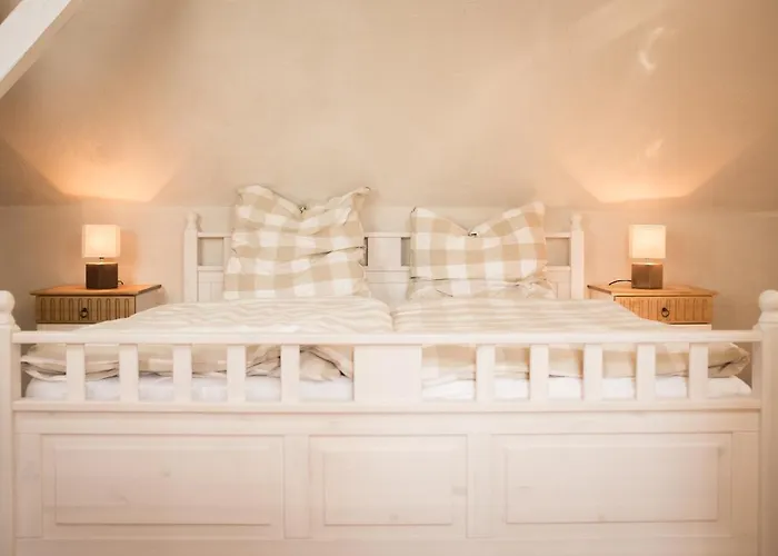 Moments Cafe & Apartmenthaus * Thurnau