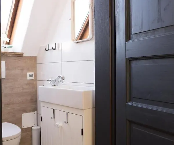 Moments Cafe & Apartmenthaus * Thurnau